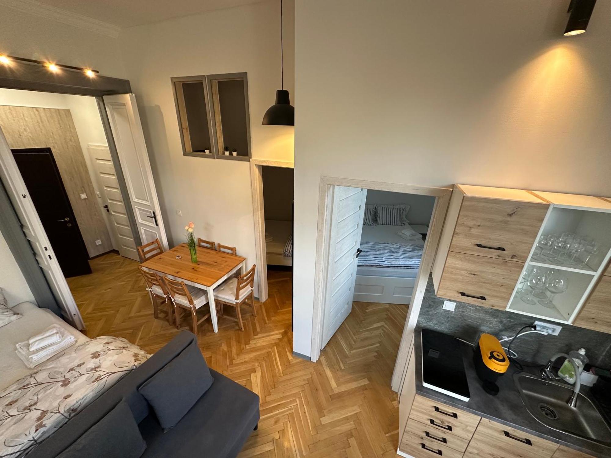 Central Panorama Balcony ,2Ac,2Br Renovated — Photos 2